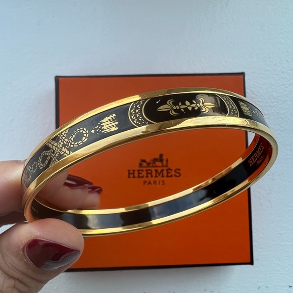Hermes Enamel Bangle Bracelet - Picture 4 of 4